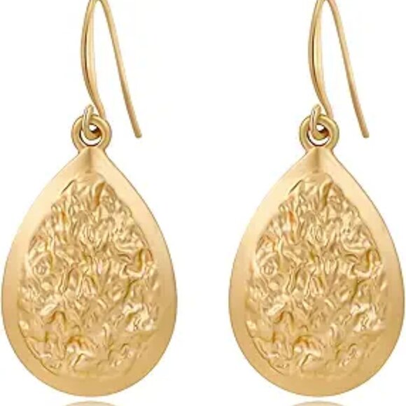 โจ 14K Gold Matte Teardrop Dangle Earrings | Lightweight & Hypoallergenic โจ - Picture 4 of 4
